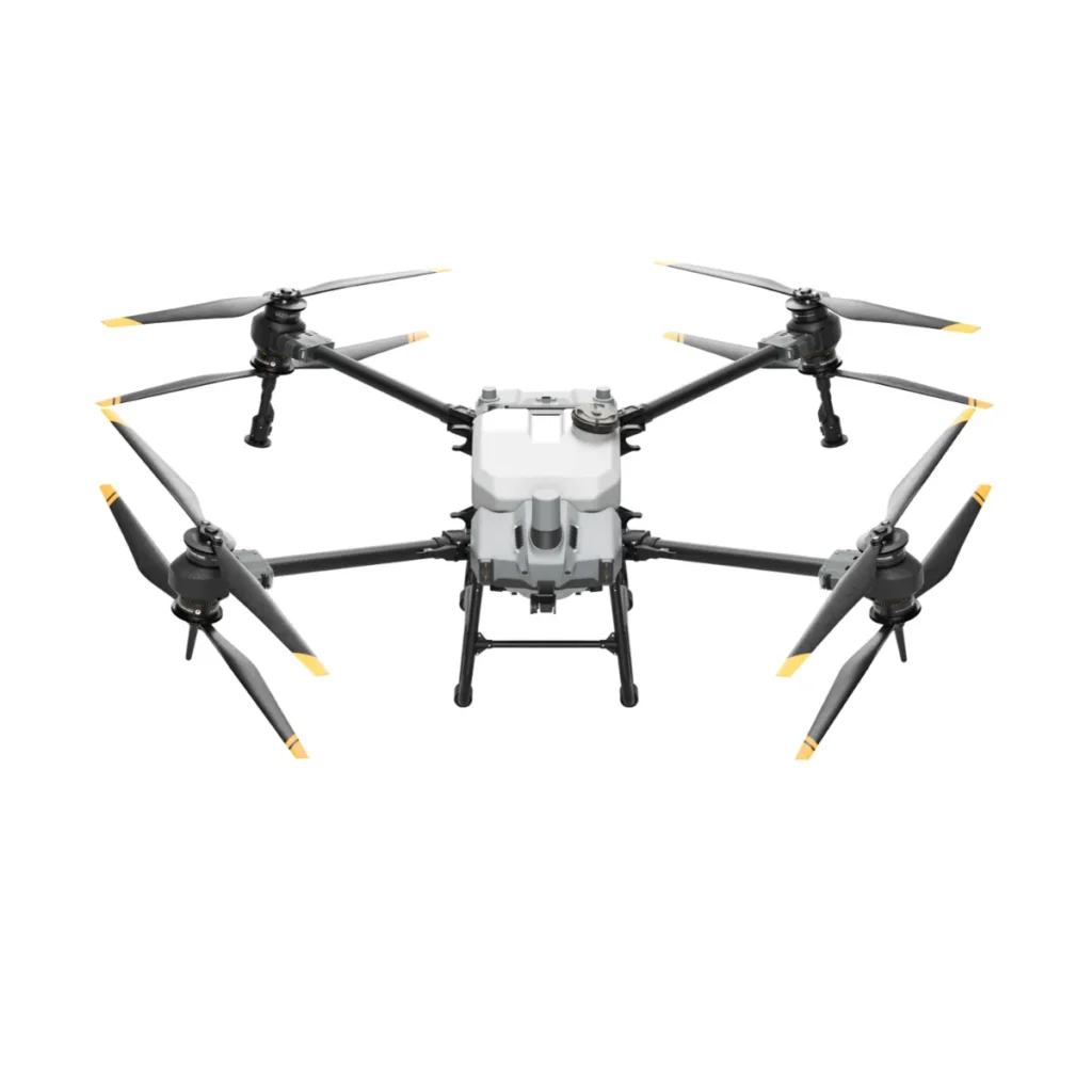 Dron agrícola con tanque central y brazos plegables equipado con hélices de gran tamaño